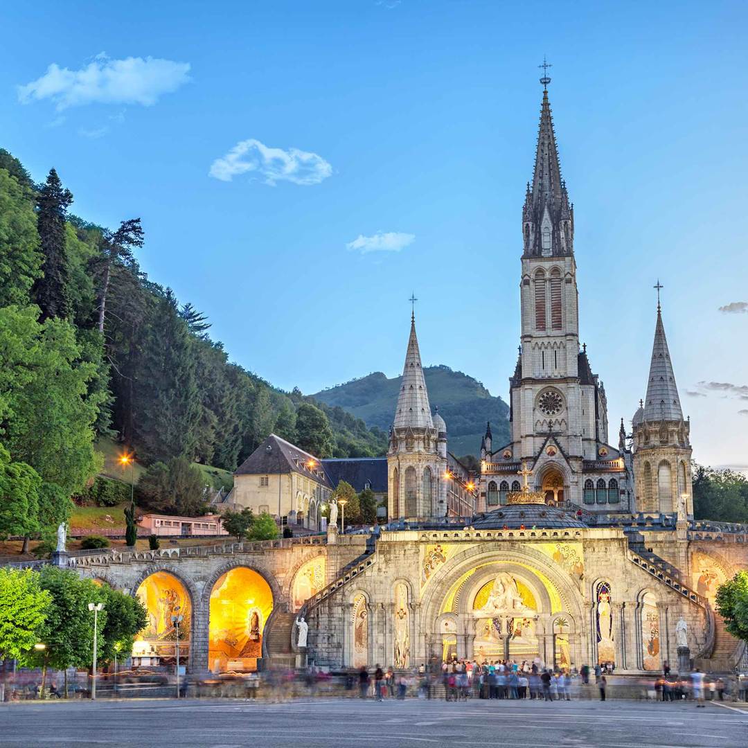 Guida completa per un pellegrinaggio a Lourdes in treno | Trainline