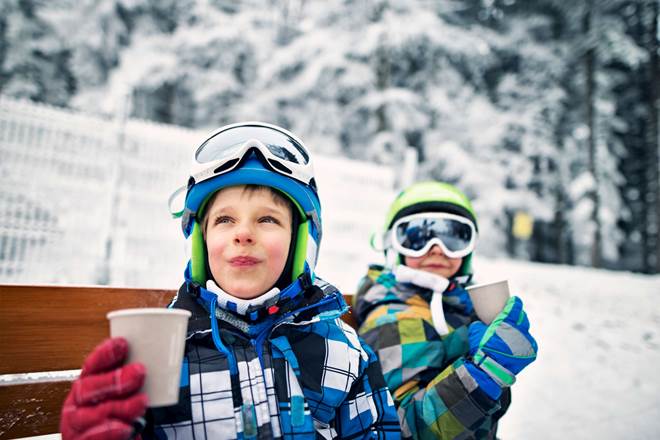 Petite station de ski familiale : où partir skier en famille | Trainline |  Trainline