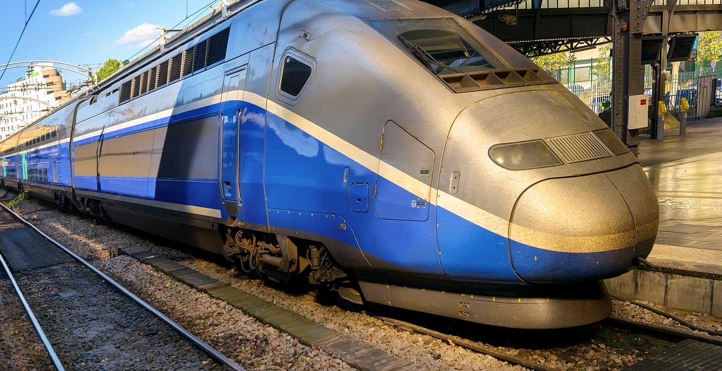 TGV | Achetez un billet TGV SNCF pas cher | Trainline