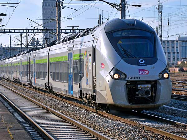 Paris Bercy Bourgogne-Pays d'Auvergne to Clermont-Ferrand by Train | Buy  Tickets | Trainline