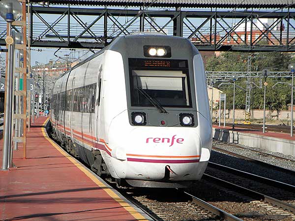 Tren Barcelona Sants - Benicarló-Peñiscola desde €11.15 | Horarios y  Billetes | Trainline