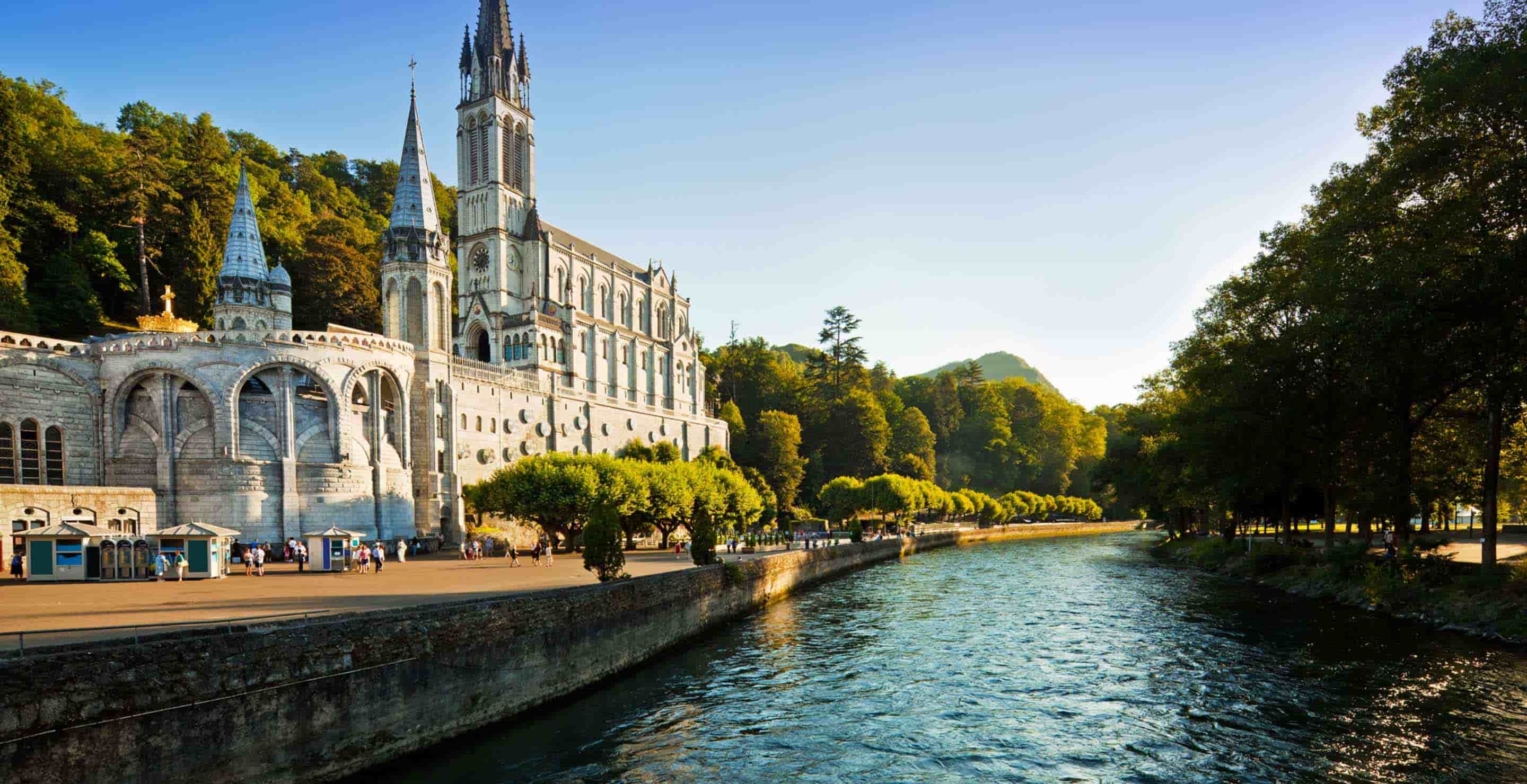 Biarritz to Lourdes by Train from € 10.20 | SNCF Tickets & Times | Trainline